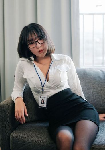 出轨的女人在线播放_4K超清免费观看